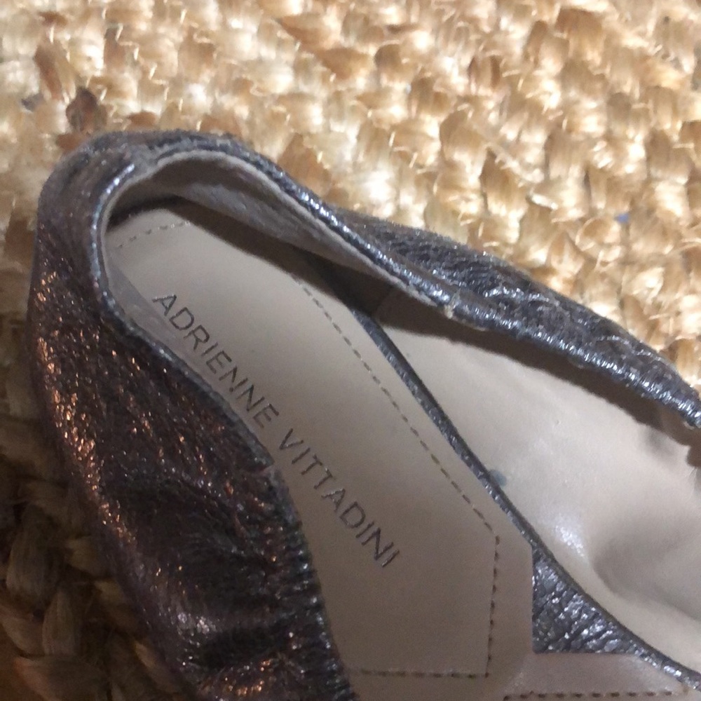 Shoes - Picture 4 of 5